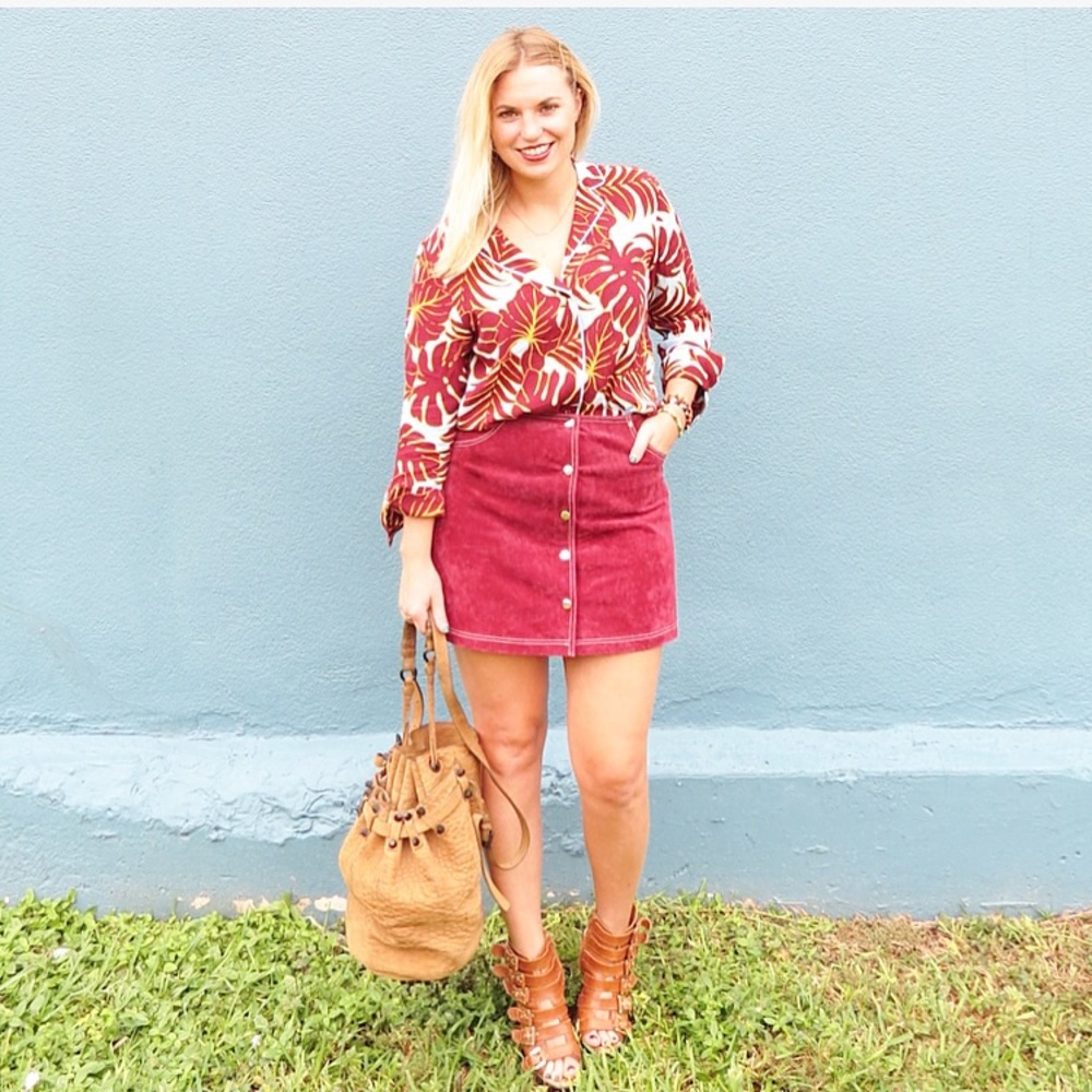 F21 faux suede burgundy button front mini skirt